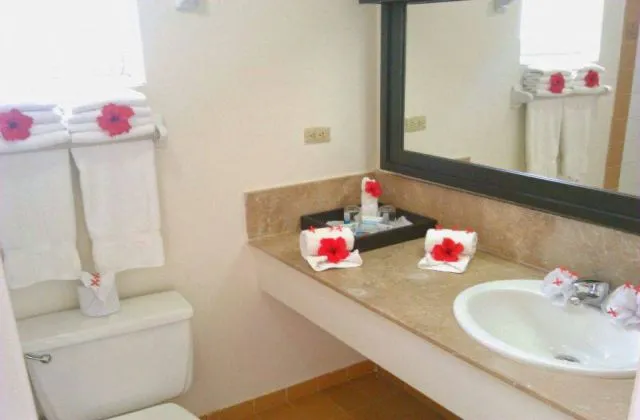 Hotel Puerto Plata Village chambre salle de bain